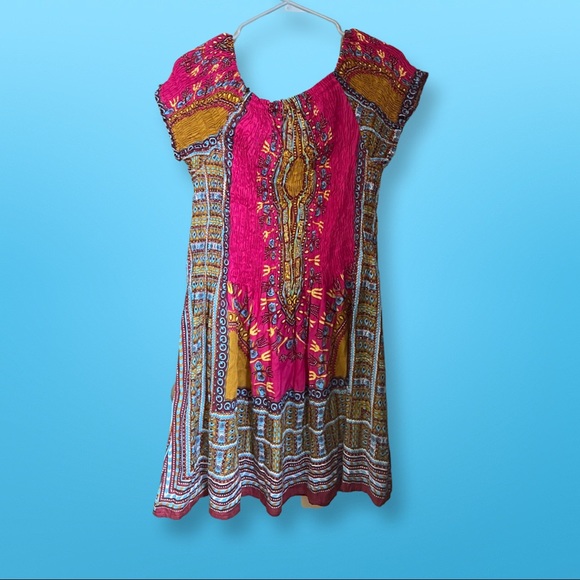 Woman’s Dress - Picture 2 of 2